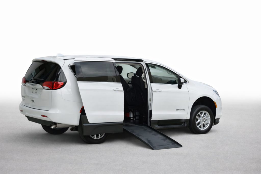 2026 BraunAbility Voyager